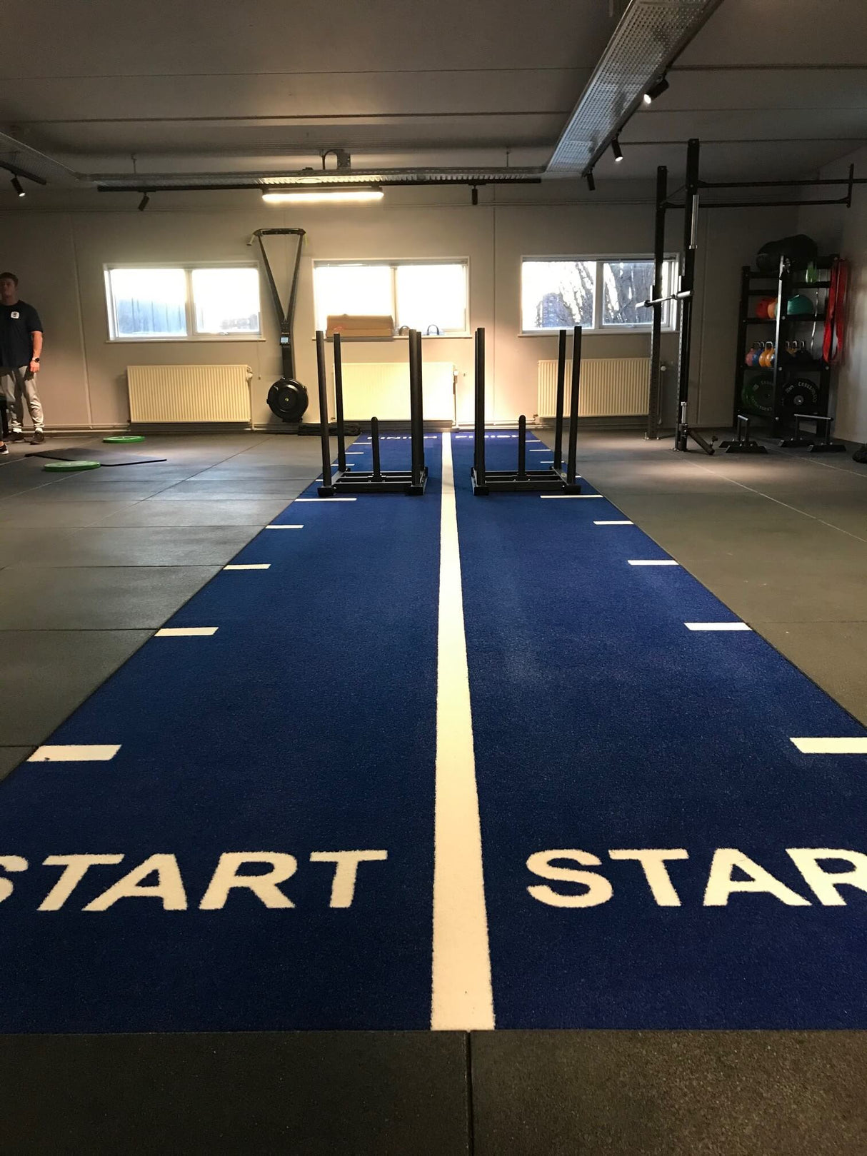 SPRINT TRACK - START & FINISH