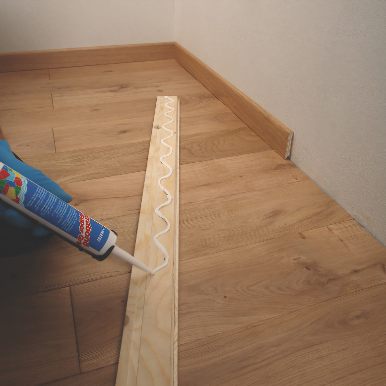 SILICONE MAPEI ULTRABOND PER BATTISCOPA - vista e dettaglio del prodotto