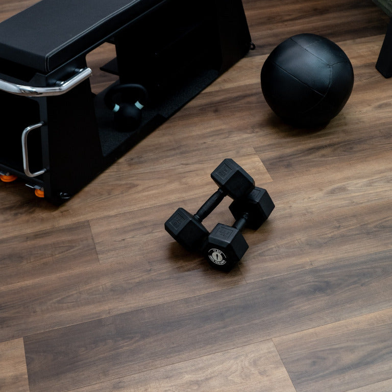 PAVIMENTO VINILICO SPC - EFFETTO LEGNO | 5 + 1 MM - vista e applicazione del prodotto