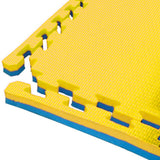 Tatami Toorx MAT02-100YB su sfondo bianco